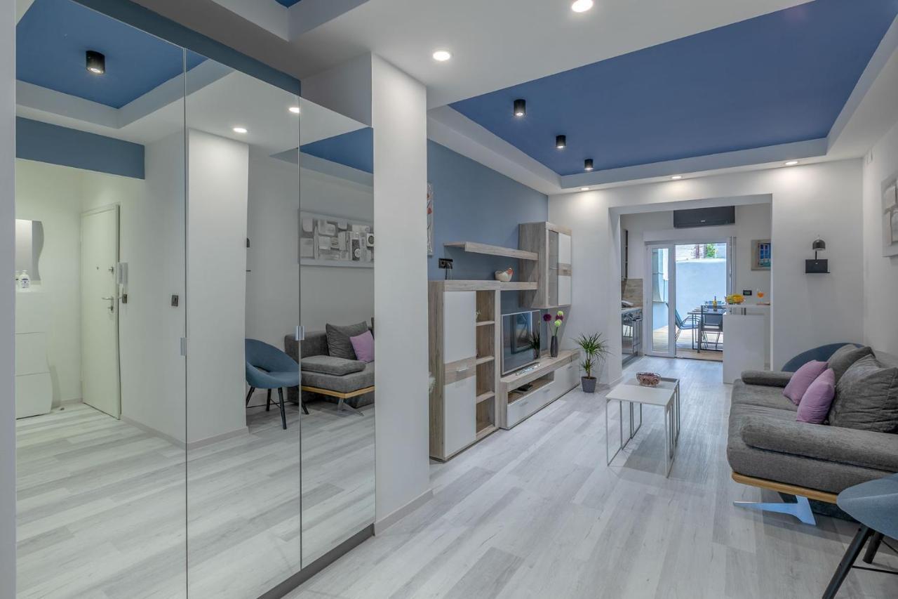 Arena Blue Dream - Modern Apartment With Terrace Пула Екстериор снимка